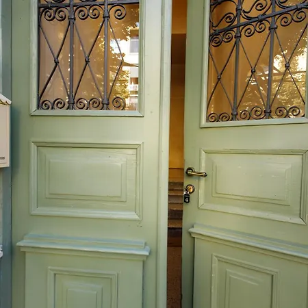 ベッド・アンド・ブレックファスト Sa 24 3*