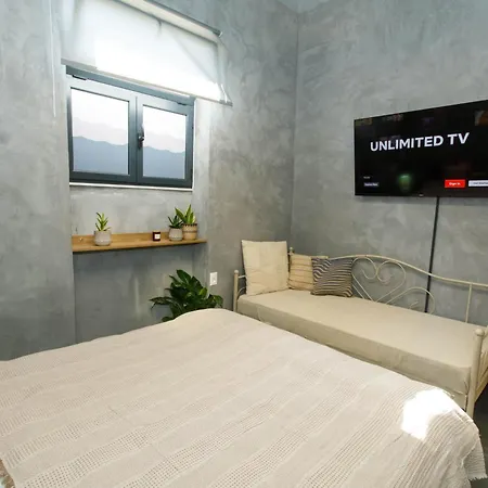 Sa 24 Bed & Breakfast Tirana