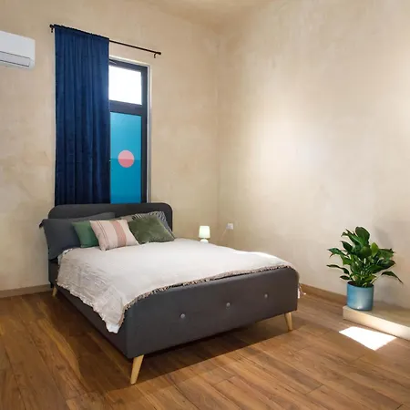 Sa 24 ベッド・アンド・ブレックファスト ティラナ