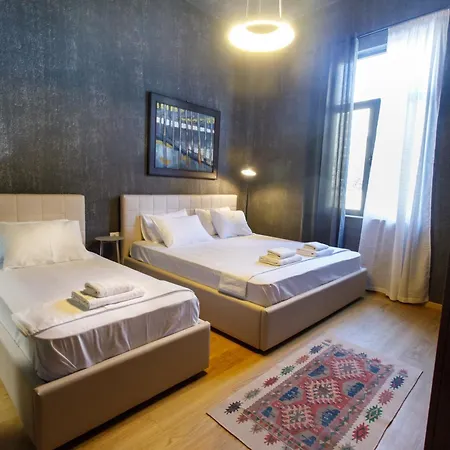 Bed & Breakfast Sa 24 Tirana