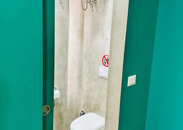 Sa 24 Oda ve Kahvaltı Tiran