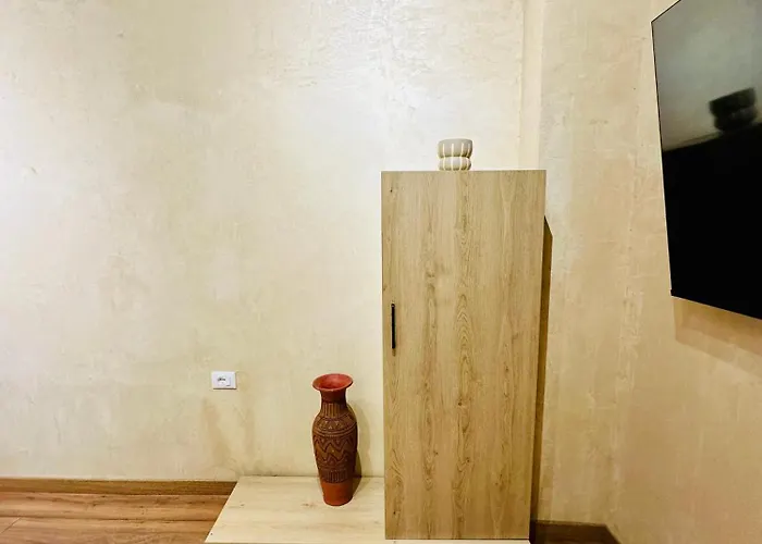 Sa 24 Oda ve Kahvaltı Tiran