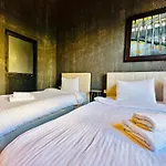 Bed & Breakfast Sa 24 Tirana