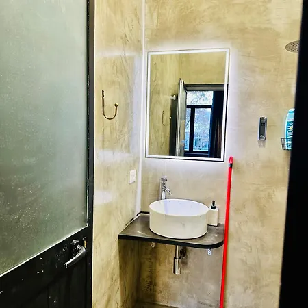 فندق مبيت وإفطار Sa 24