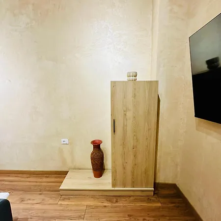 Sa 24 Nocleg ze śniadaniem Tirana